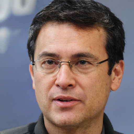 Foto de Henrique Seboldi, especialista em produtividade.